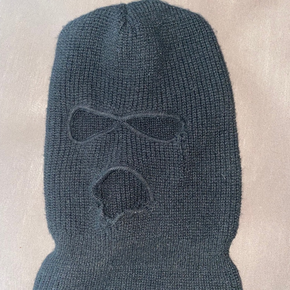 Ski mask